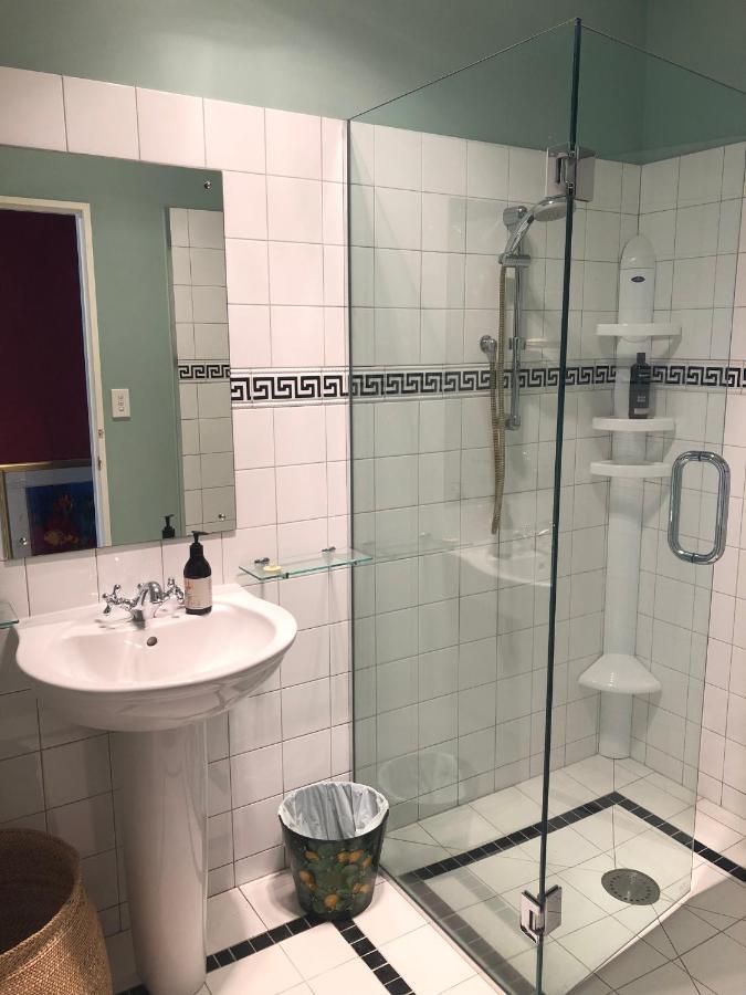 Te Kopura Lodge مارتينبوره المظهر الخارجي الصورة